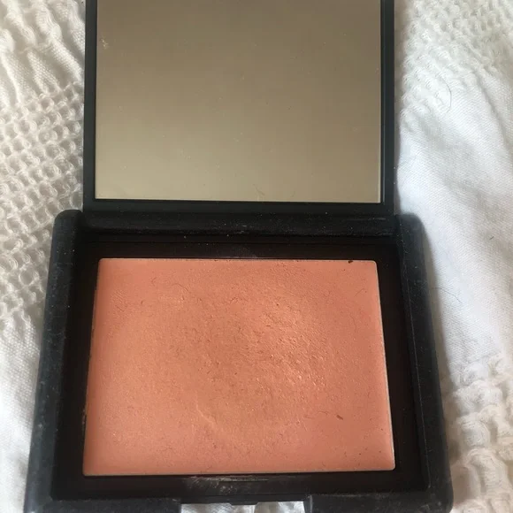 NARS Blush/Highlighter - Picture 1 of 3